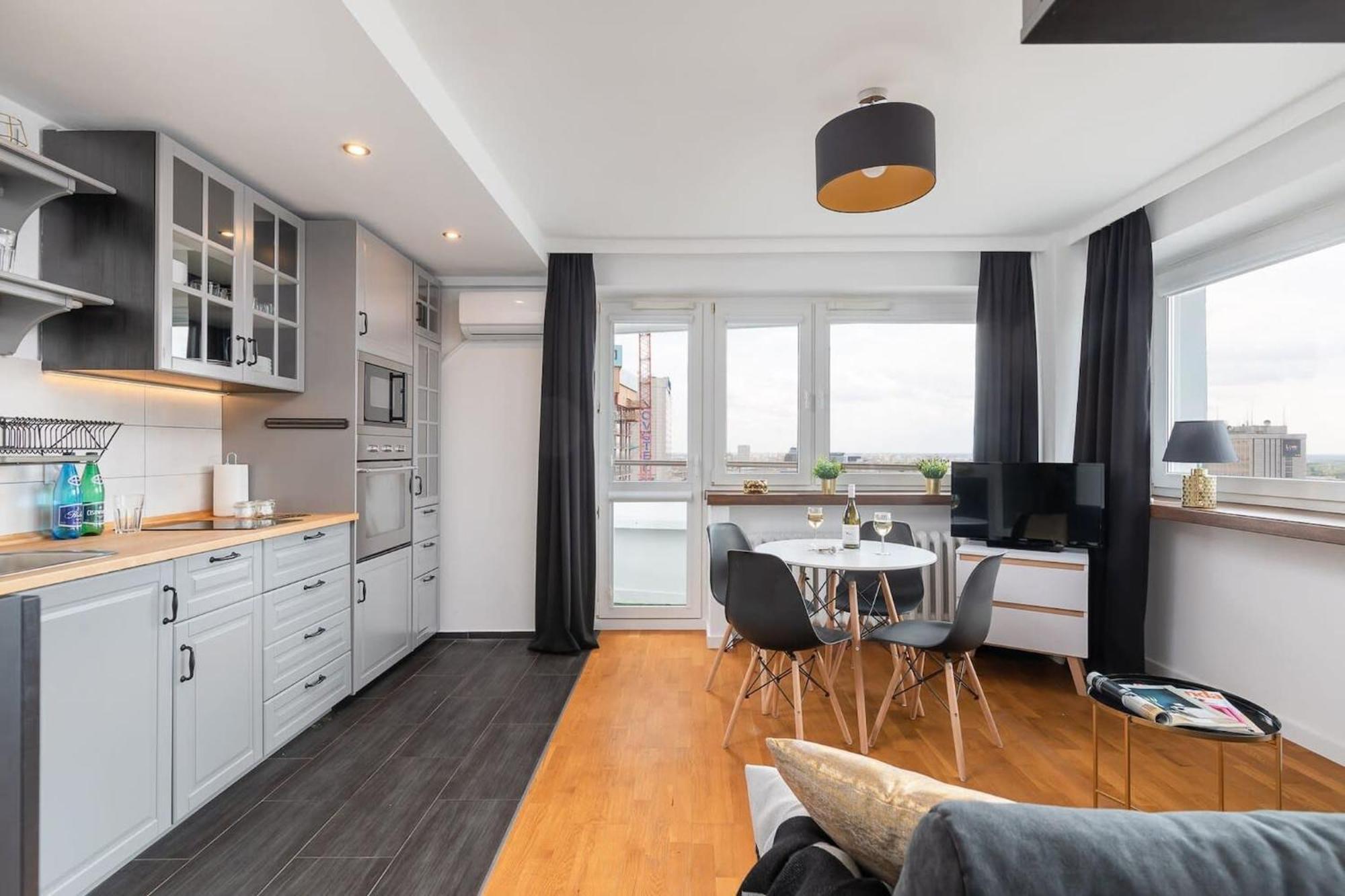 Chmielna 35 - City View Apartment By Noclegi Renters Varşovia Exterior foto